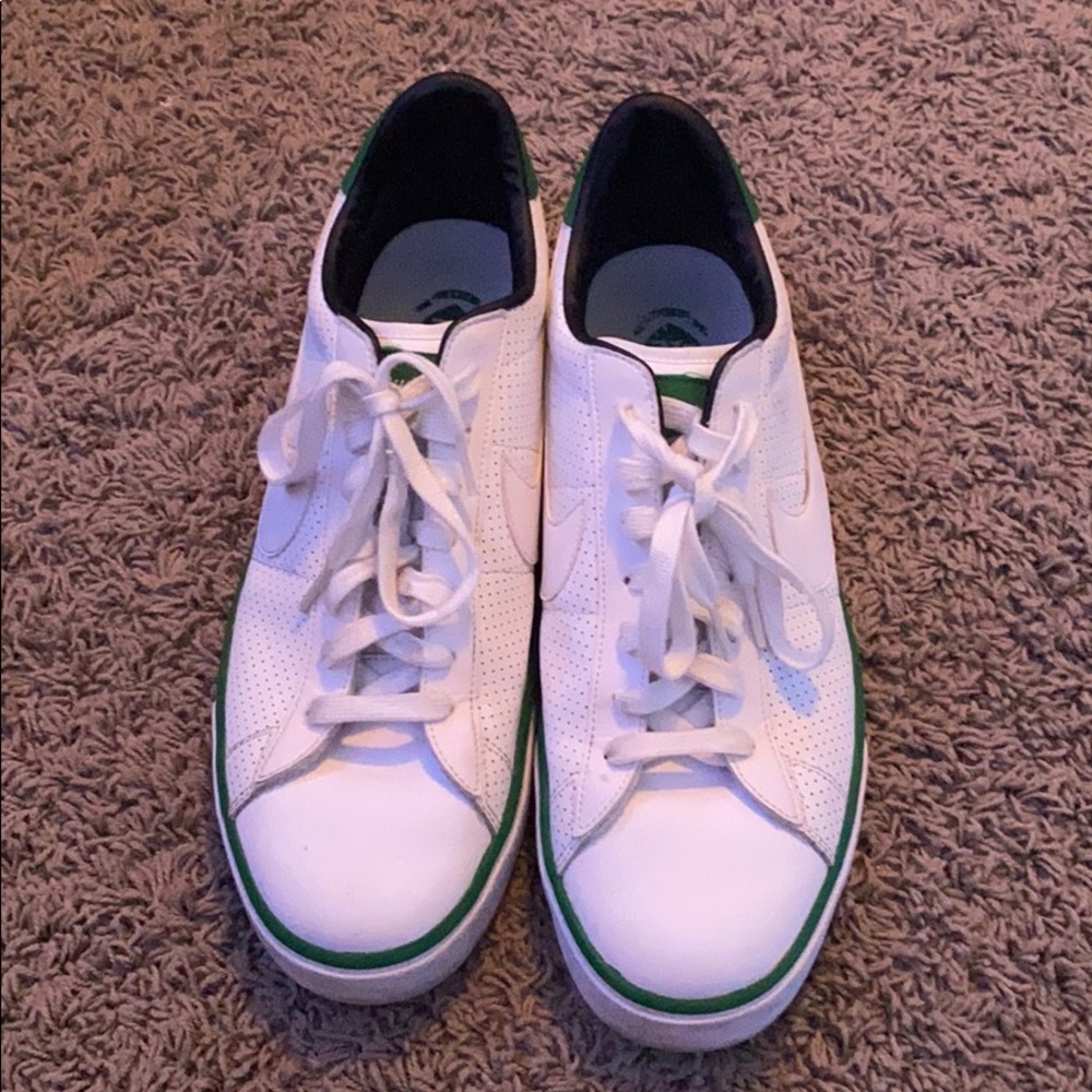 Nike Blazer low style shoe